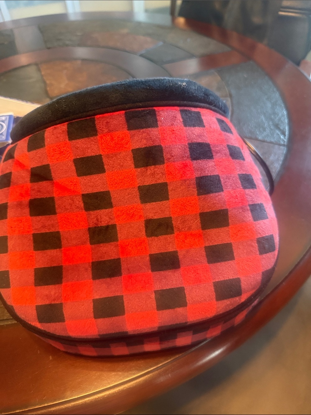 Homedics Red and Black Checkered Heated Neck Wrap